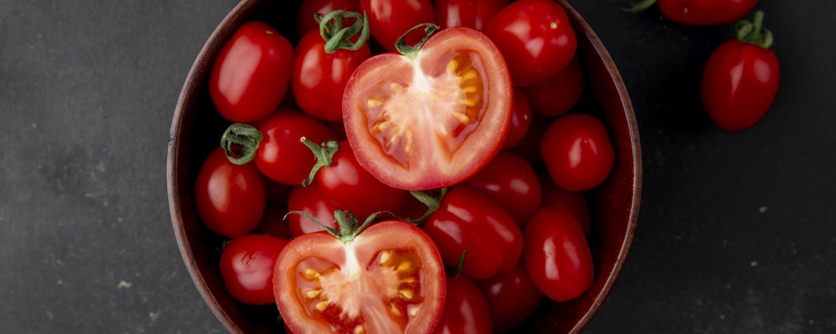 6 Manfaat Tomat yang Merupakan Buah dan Juga Sayur untuk Kesehatan
